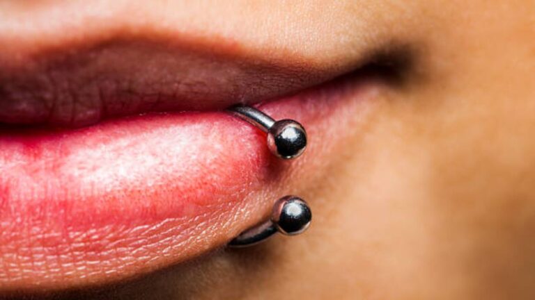 Piercing na boca do lado: cuidados e saúde bucal!