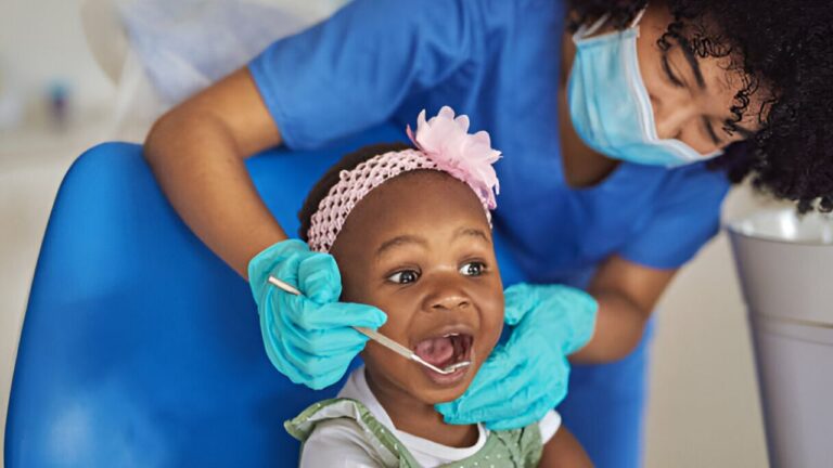 Odontopediatra perto de mim: saiba onde recorrer!