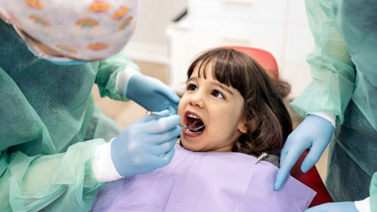 Estomatite infantil: sintomas, tratamentos e cuidados essenciais!